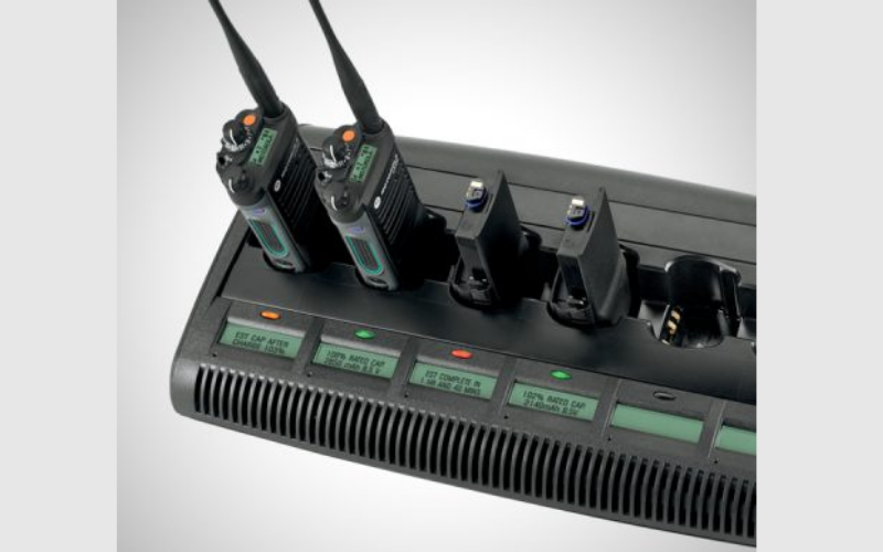 Hướng Dẫn Sử Dụng Bộ Đàm Motorola Đơn Giản Hướng dẫn cách sạc pin bộ đàm đúng cách