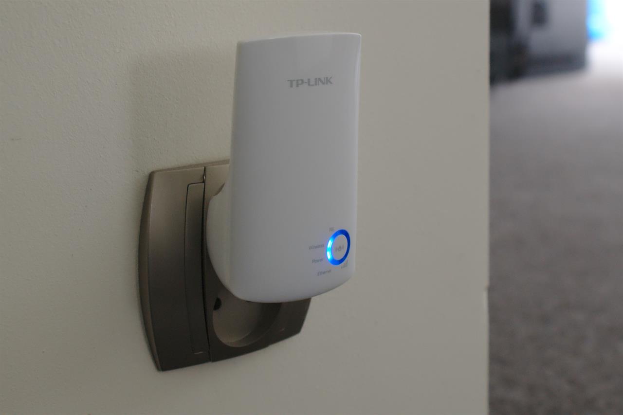 Có nên sử dụng thiết bị kích sóng wifi không? 1 Có nên sử dụng thiết bị kích sóng wifi không? - 1