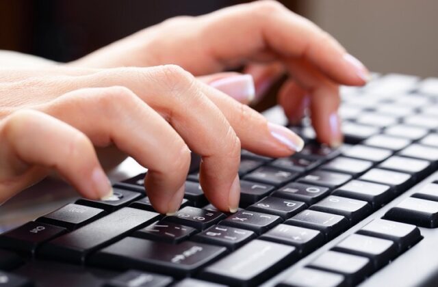 Khám Phá 3 Phương Pháp Đo Tốc Độ Gõ Bàn Phím Hiệu Quả Nhất