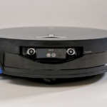 Trải Nghiệm Robot Hút Bụi Nâng Cao Với Vòi Phun Áp Lực Tại Việt Nam