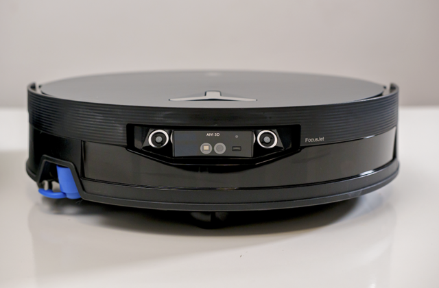 Trải Nghiệm Robot Hút Bụi Nâng Cao Với Vòi Phun Áp Lực Tại Việt Nam