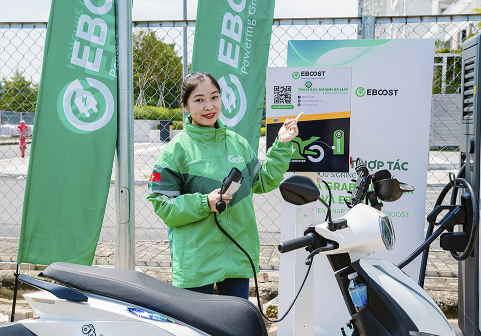 Grab Tăng Cường Hệ Thống Sạc Xe Điện: Đầu Tư Hơn 6.000 Cổng Sạc Tại Việt Nam