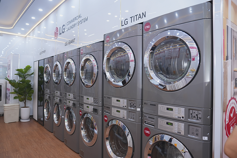 Cửa Hàng Giặt Sấy Thông Minh Bee Laundry Mở Ra Kỷ Nguyên Mới Tại Hà Nội