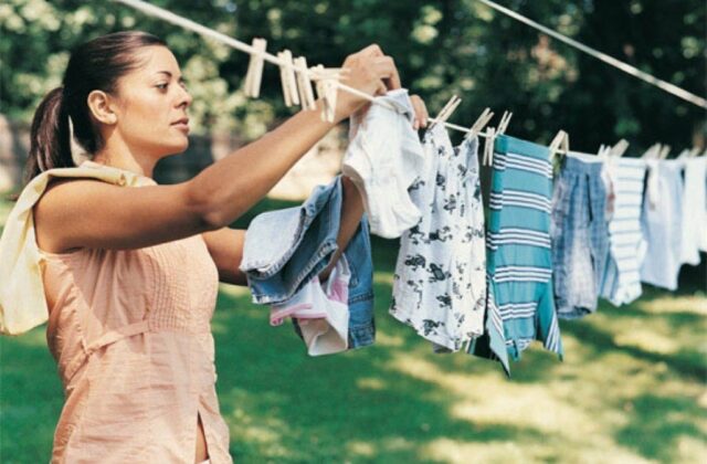 Giải Pháp Làm Khô Quần Áo Nhanh Chóng Trong Những Ngày Mưa Nhiều
