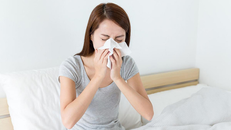 Giải Pháp Làm Khô Quần Áo Nhanh Chóng Trong Những Ngày Mưa Nhiều 2 Quần áo ẩm ảnh hưởng đến đường hô hấp